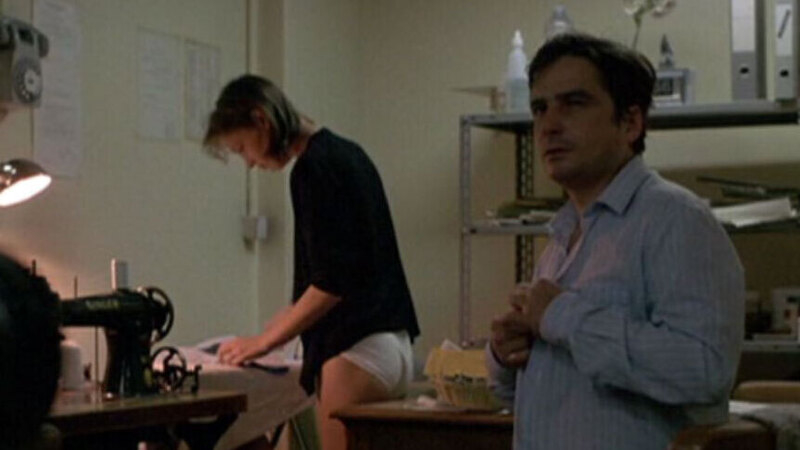 Sexiest Scenes of Anne from Détective. Underwear, SFW, black top. 566993