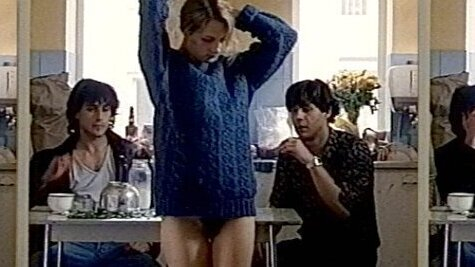 Ann-Gisel Glass Nude in Leise Schatten. Butt, Bush, blonde, bottomless. 571456