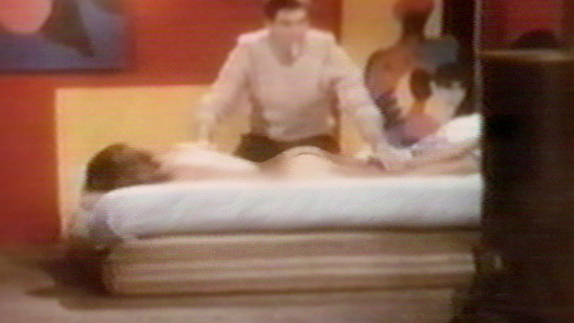 Florinda from Le voleur de crimes Naked. Butt, brunette, in bed. 593615