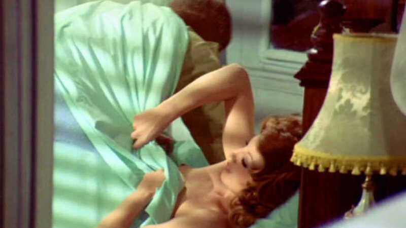 Rula Lenska Naked in Soft Beds, Hard Battles. Breasts, brunette, curly hair. 635767