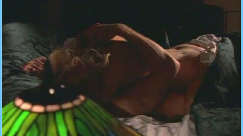 Monique Parent Naked in Vicious Kiss. Butt, blonde, couple in bed. 573247
