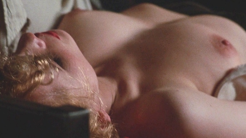 Elizabeth Whitcraft Naked in Angel Heart. Breasts, big areolas, curly hair. 677491
