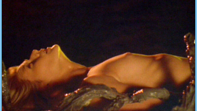 Jillian McWhirter Nude as Sherry Burton. Breasts, blonde, nude. 573968