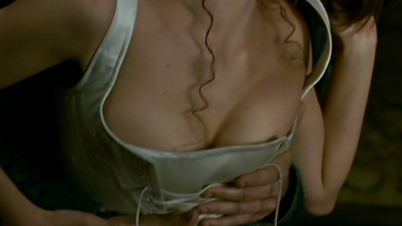 Sexiest Scenes of Leonor from Miguel y William. Sexy, corset. 647615