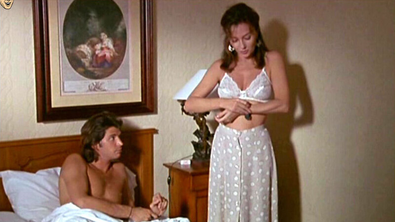 Sexiest Caroline Cellier Scene in Délit mineur. Underwear, SFW, brunette. 553387
