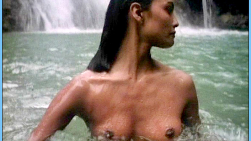 Laura Gemser Naked in Horror Safari. Breasts, nude, water. 624565