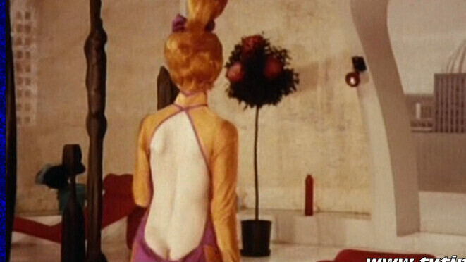 Diana Körner Nude as NA. Butt, back exposed, butt peeking out. 613196