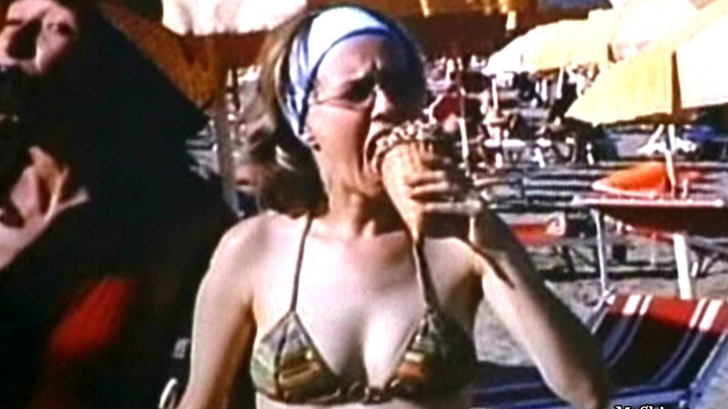 Italiener und andere Süßigkeiten's Sexiest Scenes with Stefanie Stappenbeck. Bikini, SFW, brown bikini. 609270