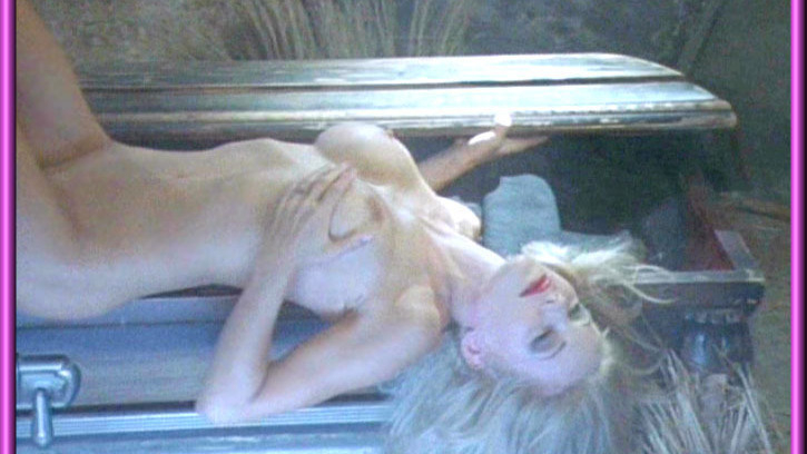 Avalon Anders Naked in Portrait of the Soul. Breasts, blonde, in coffin. 578935