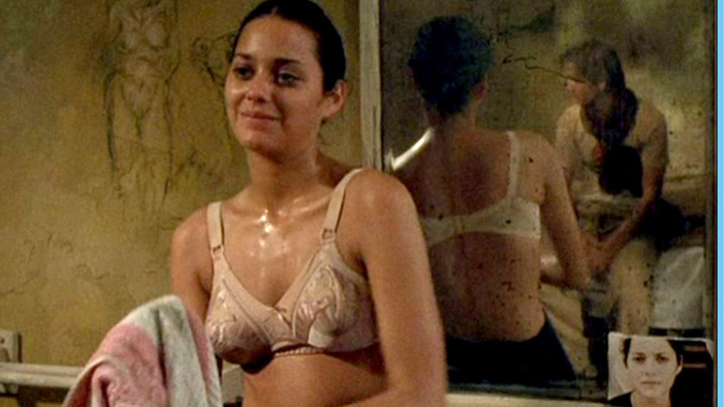 Sexiest Elia Scenes. Underwear, SFW, black hair. 594004