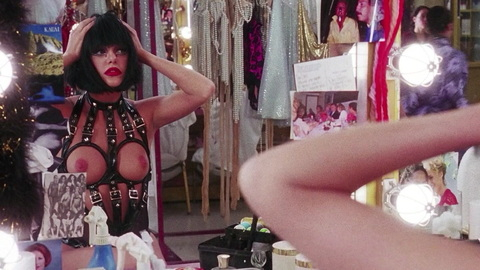 Melinda Songer in Showgirls (1995) Breasts Applying Makeup Black Hair 685636