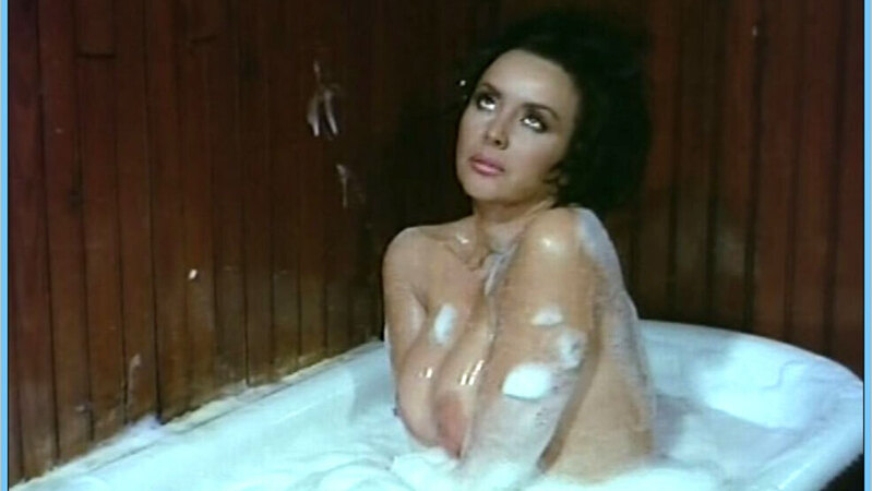 Isabel Sarli Nude in Fiebre. Breasts, bathtub, big breasts. 582598