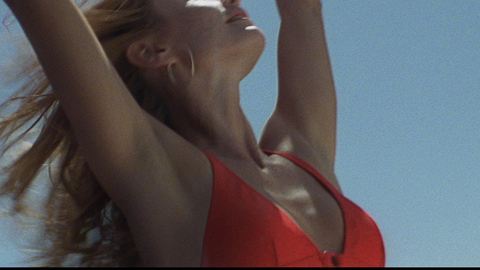 Cameron Richardson in Open Water 2: Adrift (2006) Bikini Bikini Blonde 689047
