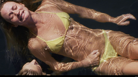 Cameron Richardson in Open Water 2: Adrift (2006) Bikini Bikini Blonde 689057