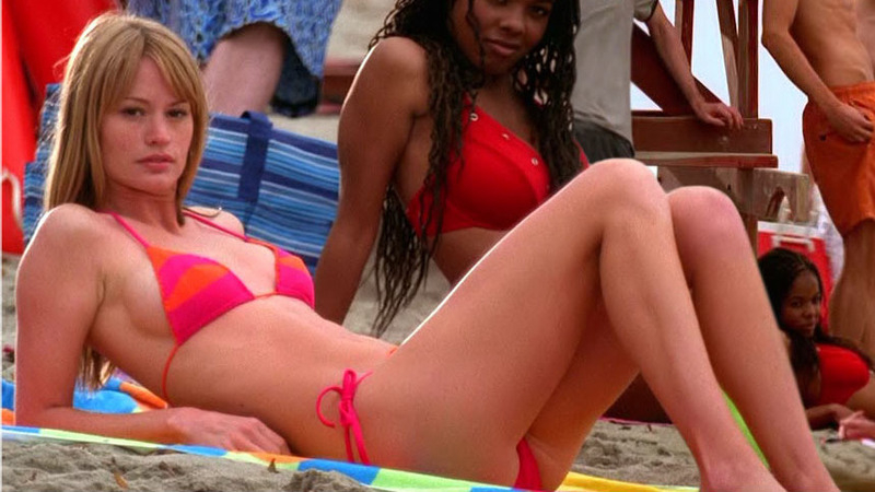 Point Pleasant's Sexiest Scenes with Cameron Richardson. Bikini, beach, brunette. 662388