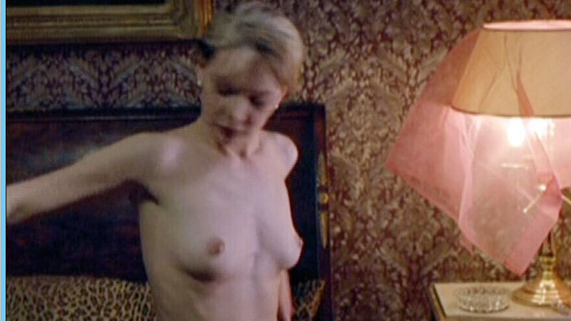 Nudes of Sabina from Gebürtig. Breasts, black leather skirt, brunette. 615834
