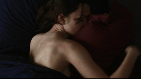 Keira Knightley in The Jacket (2005) Breasts Breasts Brunette 719566