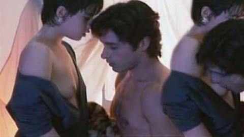 Fernanda Torres in Eu Sei Que Vou Te Amar (1986) Breasts Black Hair Breasts 583954