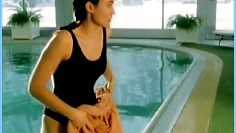 Sexiest Scenes of Saskia from Spuren im Eis - Eine Frau sucht die Wahrheit. Sexy, SFW, black hair. 545693