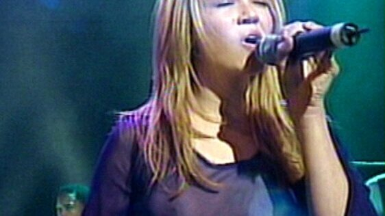 Hottest Mandy Moore Scene in Rove Live. Sexy, breasts through top, brunette. 662264
