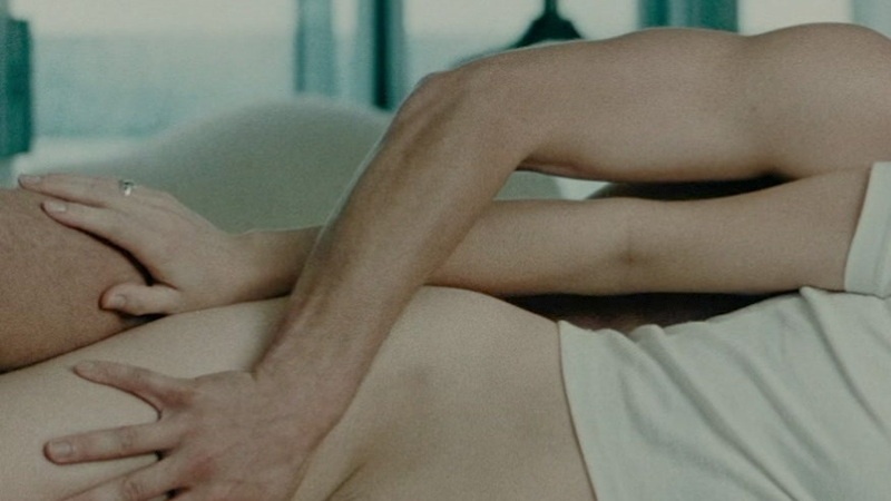 Marie-Josée Croze Nude as Bibiane Champagne. Bush, brunette, couple in bed. 588212