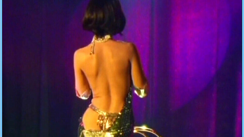 Hottest Mareike Fell Scene in Samt und Seide. Sexy, SFW, back exposed. 656786