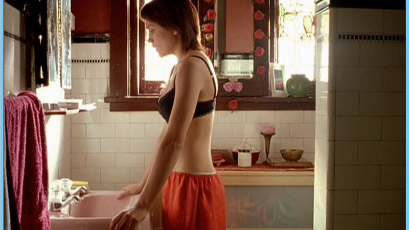 Hottest Maya Stange Scene in Garage Days. Underwear, SFW, bathroom. 602306