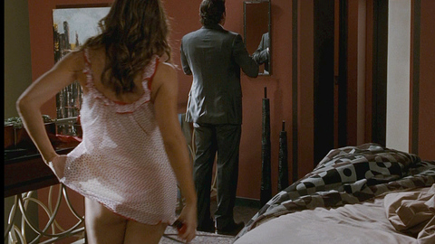 Jennifer Garner in Valentine's Day (2010) Underwear Brunette Butt Peeking Out 684836