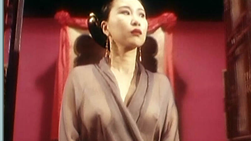 Sexiest Scenes of Hongyi from Sex and the Emperor. Sexy, Asian, black hair. 635087