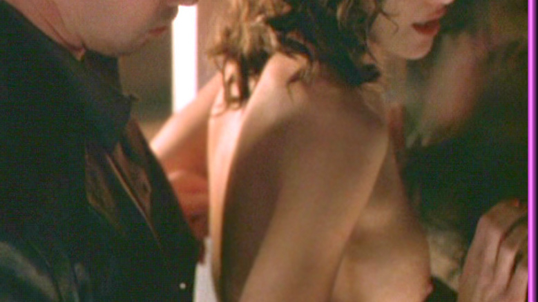 Brandy Ledford Naked as Wendy Barnet. Breasts, black hair, curly hair. 590685