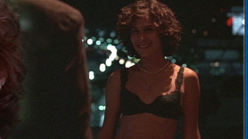 Sexiest Scenes of Luiza from Pequeno Dicionário Amoroso. Sexy, black bra, black panties. 590873