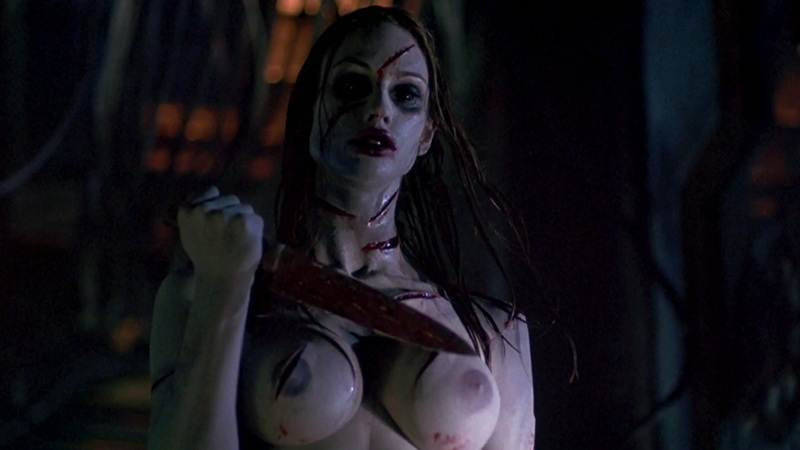 Dana Newman, The Angry Princess from Thir13en Ghosts Naked. Breasts, Prosthetic, big breasts, bloody. 591911