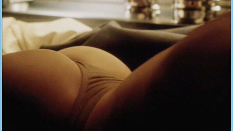 Hottest Kim Flowers Scene in Alien: Resurrection. Thong, Underwear, thong close-up. 587198