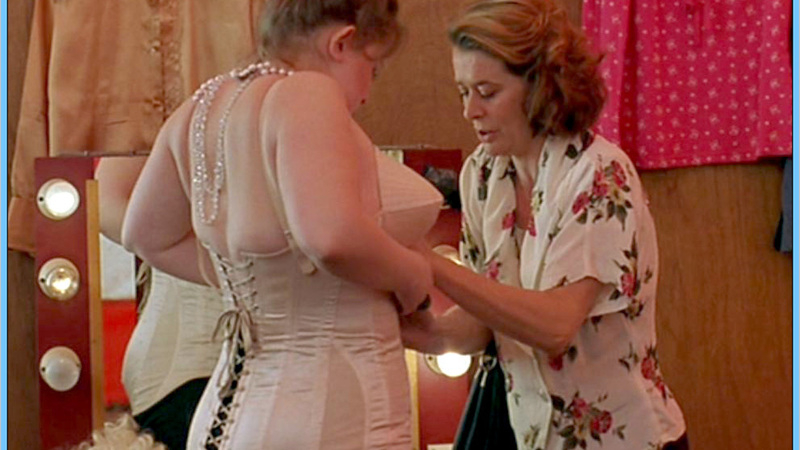Sexiest Eva van der Gucht Scene in Everybody's Famous. Underwear, SFW, bbw. 588055
