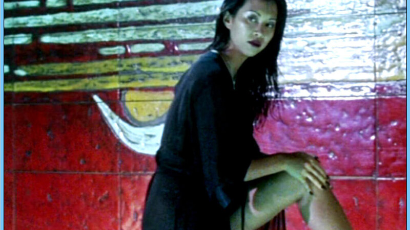 Hottest Minh-Khai Phan-Thi Scene in Rette deine Haut. Sexy, Asian, black hair. 592850