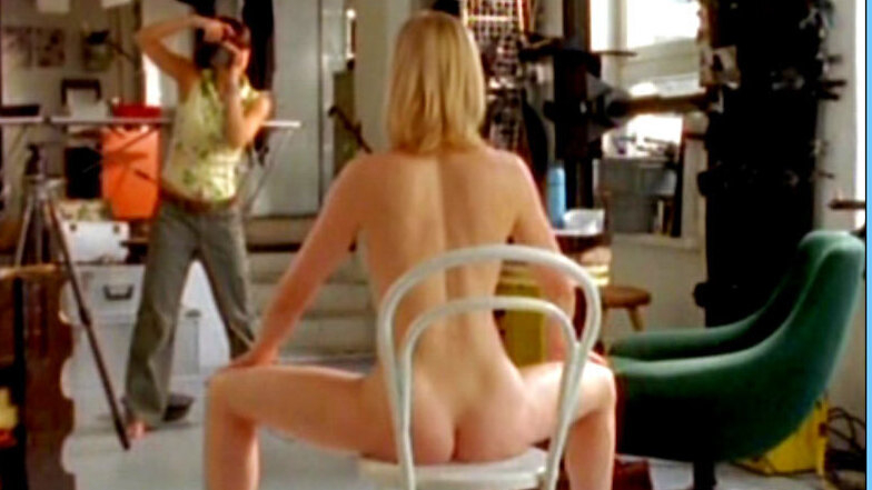 Nudes of Nic from Alles außer Sex. Butt, blonde, heels. 663582