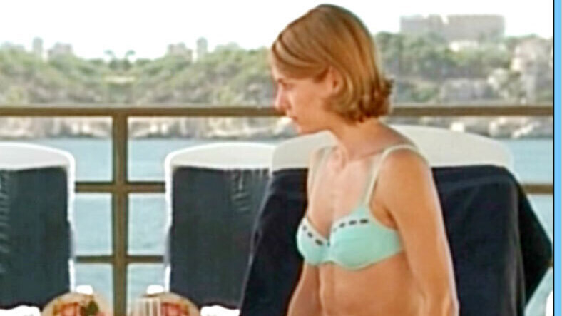 Sexiest Scenes of Anabel from Ein Kuckuckskind der Liebe. Bikini, SFW, blue bikini. 621041