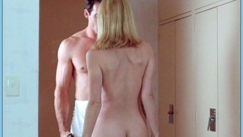 Alexa Jago Nude in Doomsdayer. Butt, back exposed, bathroom. 593476