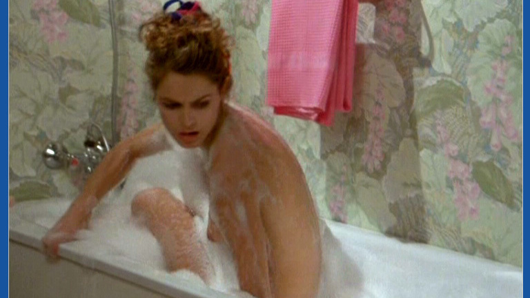 Cyrielle Claire Nude in Le joli coeur. Breasts, bathroom, brunette. 593536