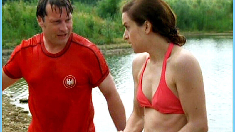 Die Sterneköchin's Sexiest Scenes with Inga Busch. Bikini, SFW, pink bikini top. 643404