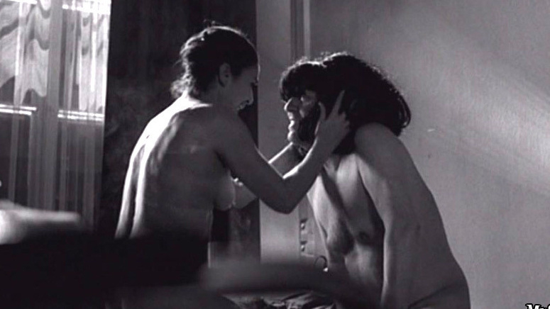 Hannelore Elsner Naked in Die Unberührbare. Breasts, black and white, black hair. 604855