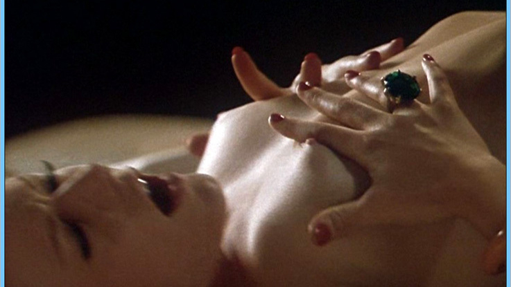 Blake Lindsley Nude in Time of Her Time. Breasts, green ring, nude. 602380