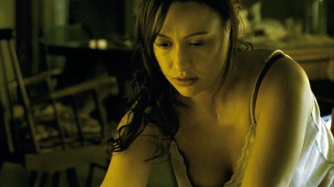 Natalia Verbeke in Guantanamero (2007) Sexy Brunette Cleavage 769756