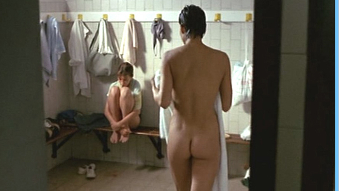 Nudes of Femme vestiaire from L' effrontée. Butt, Locker Room, back exposed. 595818