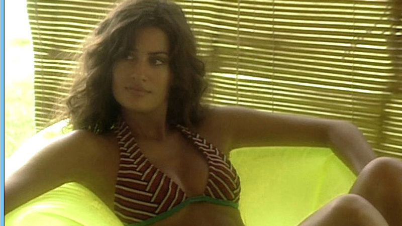 Sexiest Herself Scenes. Bikini, SFW. 603874
