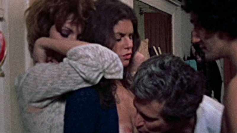 Lucy Grantham Naked in The Last House on the Left. Breasts, CMNF, brunette. 598429