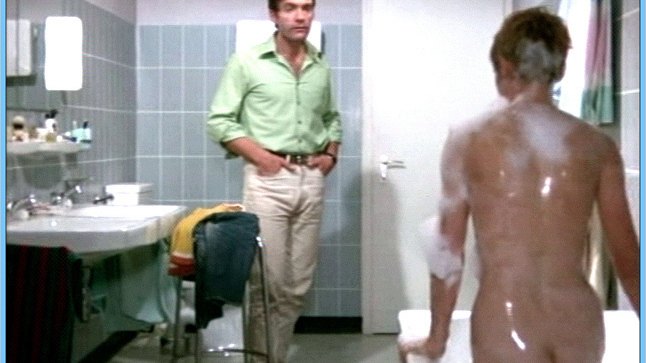 Katja from Engelchen - oder die Jungfrau von Bamberg Naked. Butt, bathtub, fully clothed man. 584441
