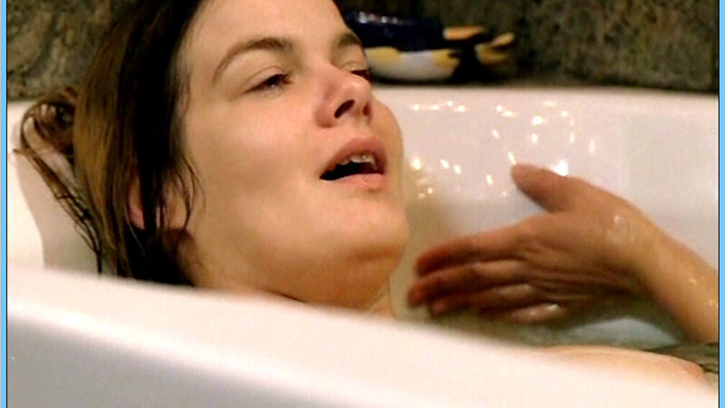 Nudes of Dr. Bianca Reiber from Die Cleveren. Breasts, bathtub, nude. 656988