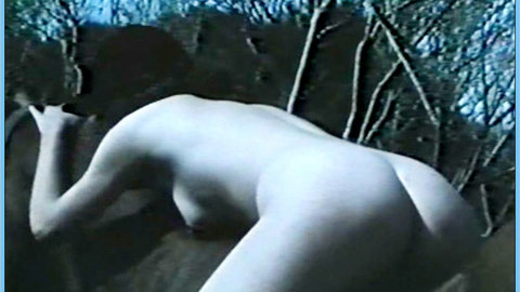 NA from Una chica llamada Marylyne Naked. Breasts, Butt, dark hair, left breast. 627779