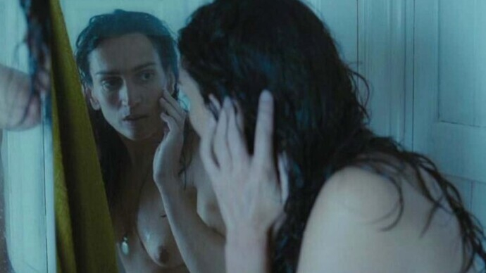 Monic Hendrickx Naked in Unfinished Sky. Breasts, Bush, bruises, brunette. 634735
